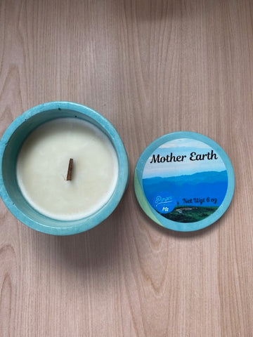 Mother Earth Hydrostone Candle
